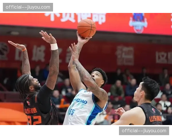 青岛崂山啤酒有效命中率49.3%，投篮效率在季后赛门槛球队中偏低